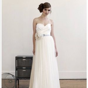 Elizabeth Dye// Tempest Wedding Dress